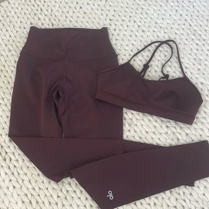 Alo 7/8 Airlift High-Waist Leggings and Bra